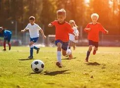 英超激战正,曼联与利物,浦领跑,新葡京,新葡京app,新葡京娱乐,新普京赌场