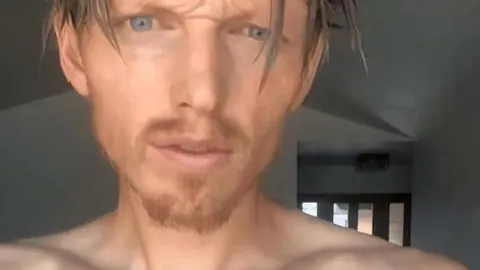 《索尼克赛车狂欢！海绵宝宝携手归来，付费DLC第二波热潮今日引爆！》